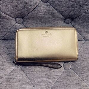 ❌SOLD❌Kate Spade Wallet!